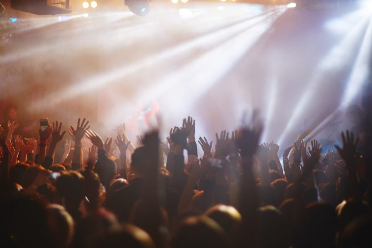 Konzerte live erleben - Tipps zum Ticket-Kauf beachten
